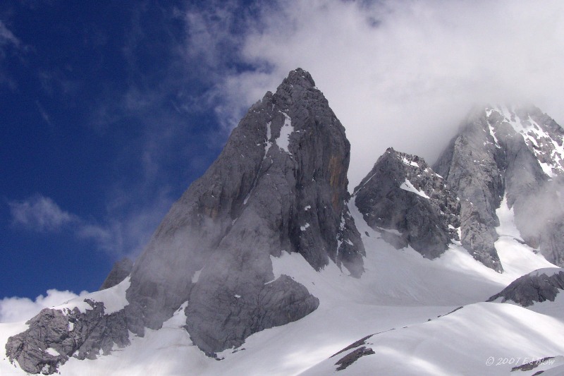 Peaks.jpg - Yulong (Jade Dragon) Mountain, near Lijiang