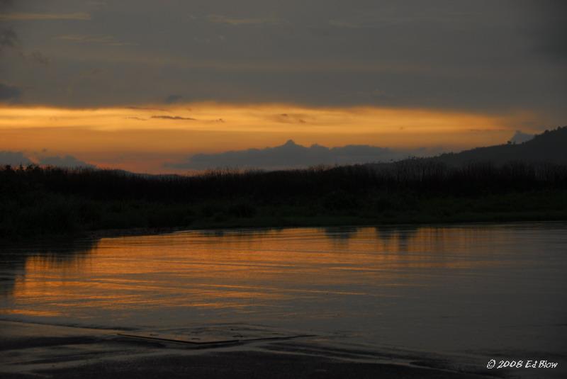 Sunset.jpg - Dalat Airport